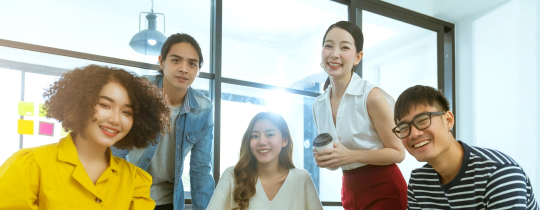 与全球最佳雇主  球盟会光电<br>
一起探索未来职涯可能