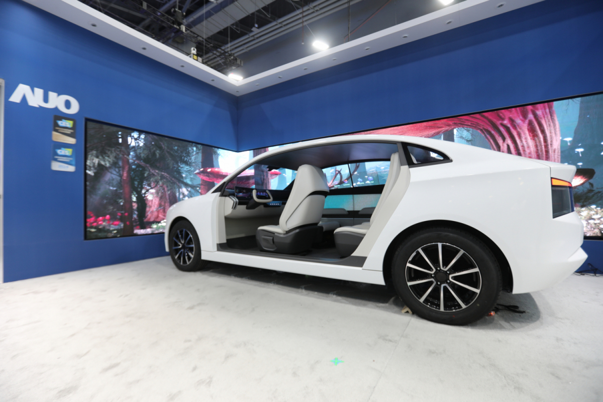 球盟会发表全新Smart Cockpit 2024，大秀显示应用成果、及释放Micro LED终极显示技术量能的全新智慧座舱，以营造突破性、沉浸式的视觉体验，重新定义智慧座舱，满足驾乘人员的全方位感受。